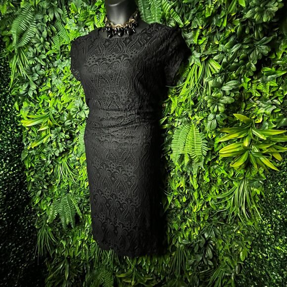 Women Dress Medium Black Short Sleeve Sheath Lace all Over Lined Nina Piu 0557 - Picture 2 of 9